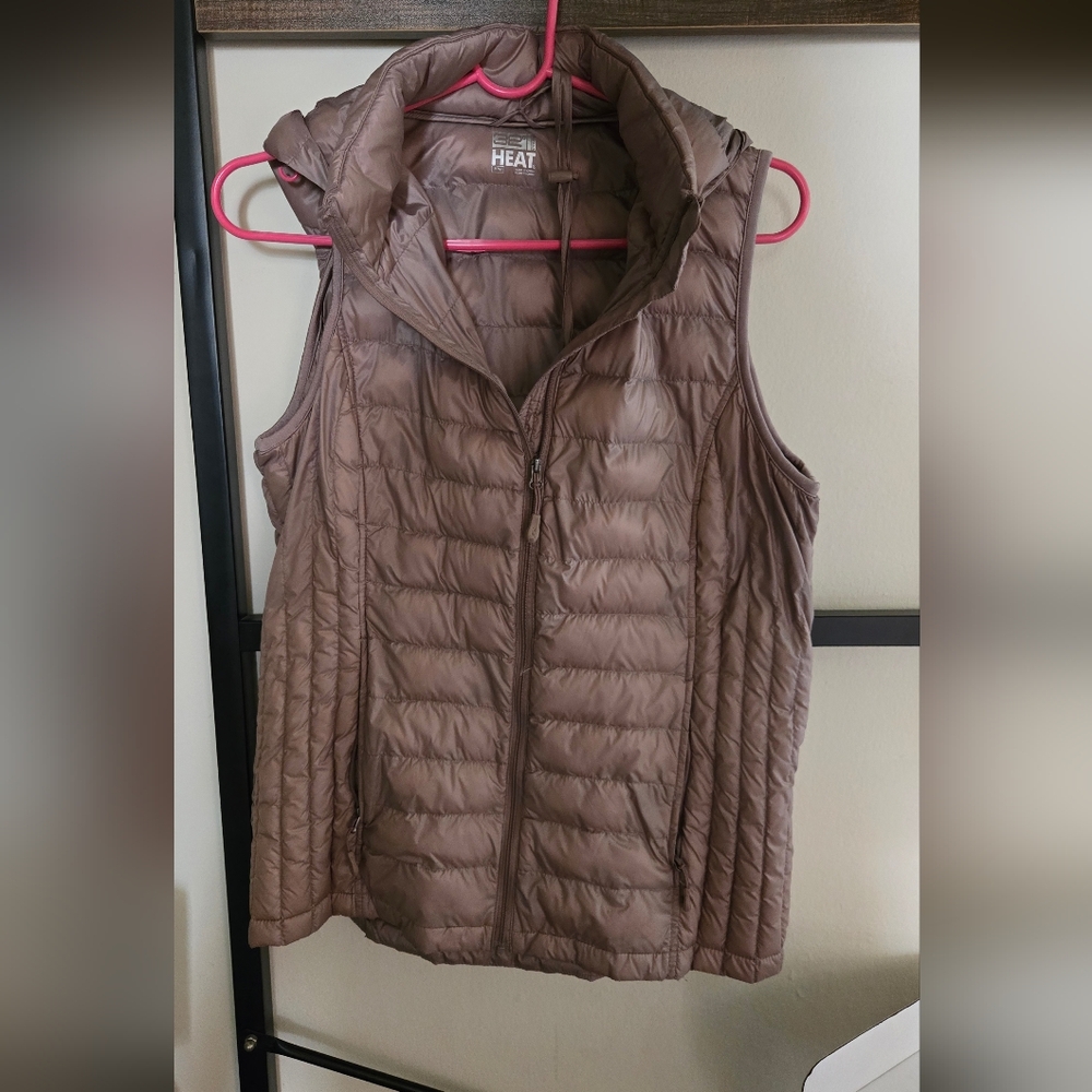 32 degrees women sleeveless vest
